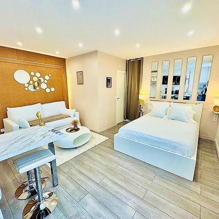 Worldroom Chambre Privee Avec Espace Commun 佩皮尼昂 外观 照片