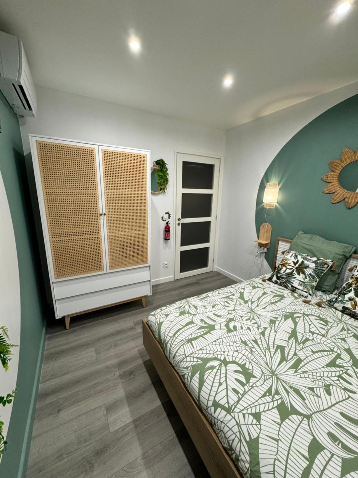 Worldroom Chambre Privee Avec Espace Commun 佩皮尼昂 客房 照片
