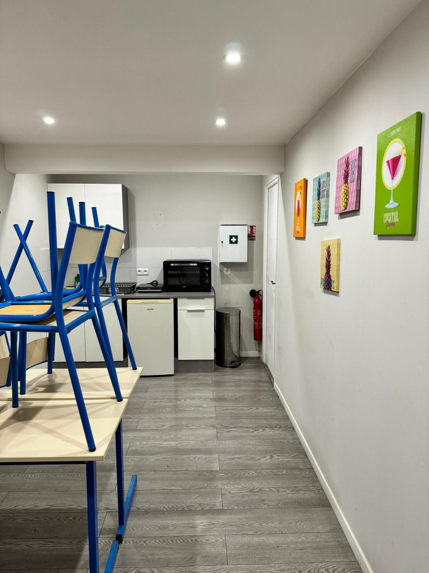 Worldroom Chambre Privee Avec Espace Commun 佩皮尼昂 外观 照片